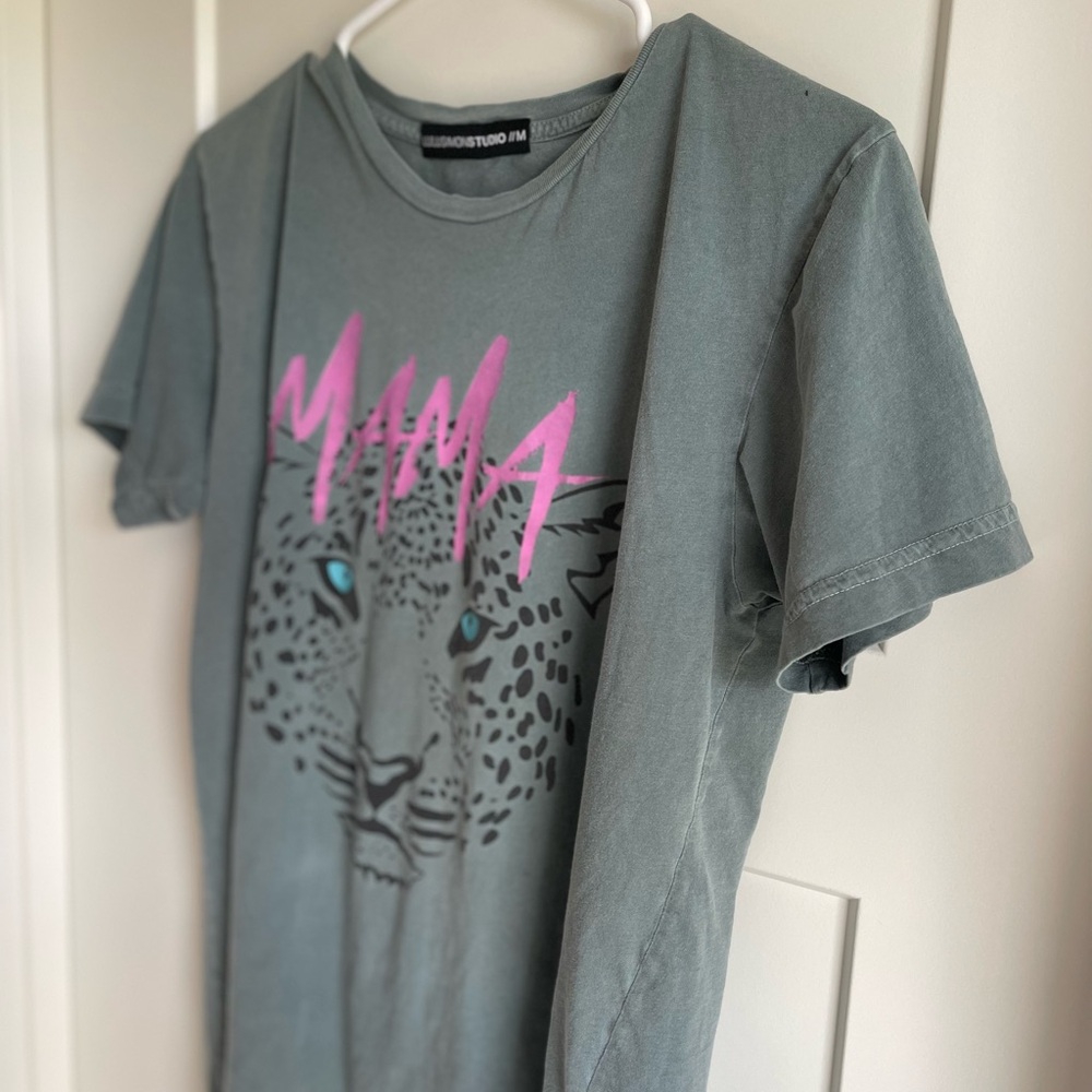 Graphic tee - Picture 3 of 7
